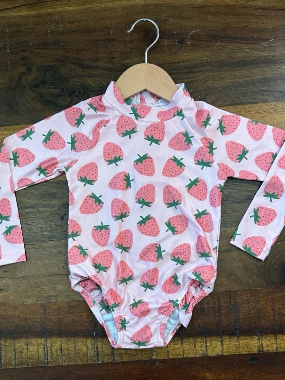 Long-Sleeve Strawberry Print One-Piece Swimsuit for Kids - Pink